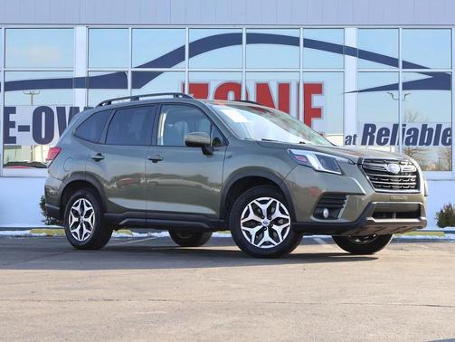 2022 Subaru Forester Premium