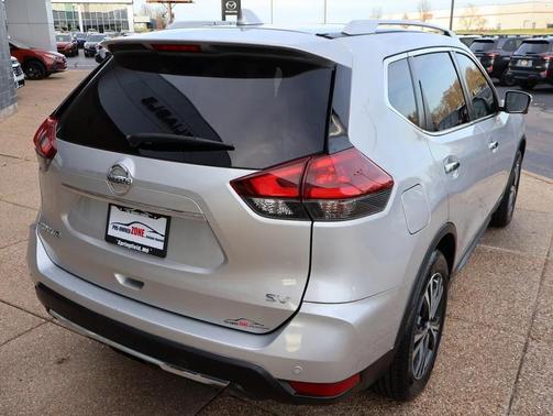 2020 Nissan Rogue SV