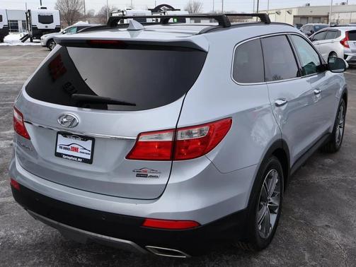 2015 Hyundai SANTA FE GLS