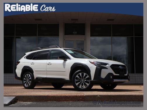 Crystal White Pearl 2023 Subaru Outback Limited