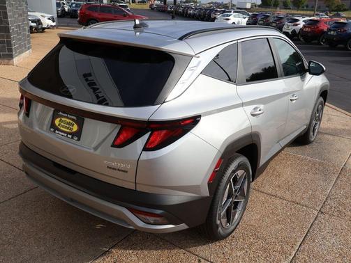Shimmering Silver 2026 Hyundai TUCSON Hybrid SEL