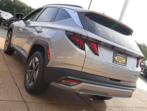 Shimmering Silver 2026 Hyundai TUCSON Hybrid SEL
