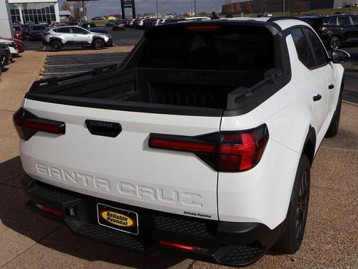 Atlas White 2026 Hyundai SANTA CRUZ SEL