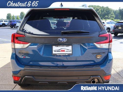 Geyser Blue 2024 Subaru Forester Wilderness