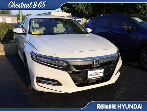 Platinum White Pearl 2019 Honda Accord Hybrid Touring