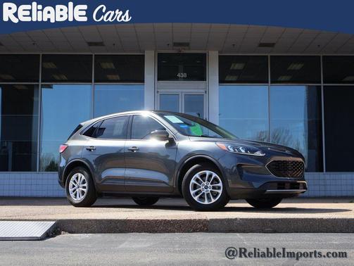 Magnetic 2020 Ford Escape SE