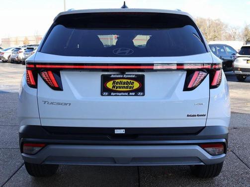 2026 Hyundai TUCSON SEL Premium