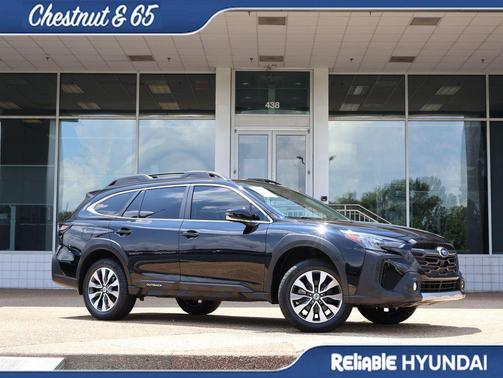 Crystal Black Silica 2023 Subaru Outback Limited