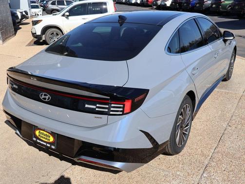 2026 Hyundai SONATA Hybrid SE