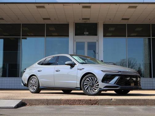 2026 Hyundai SONATA Hybrid SE