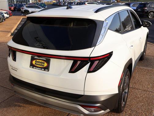 2026 Hyundai TUCSON SEL Premium