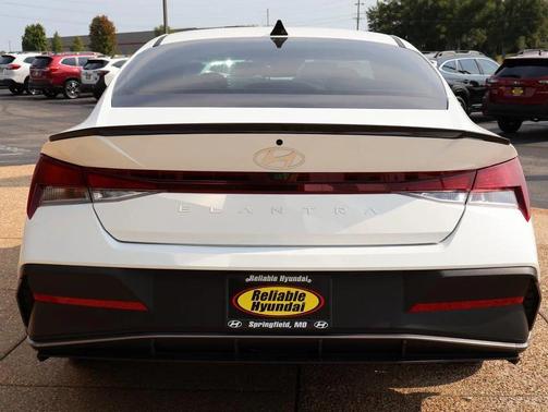 2025 Hyundai ELANTRA Sport