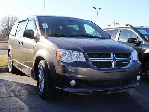 2020 Dodge Grand Caravan SE