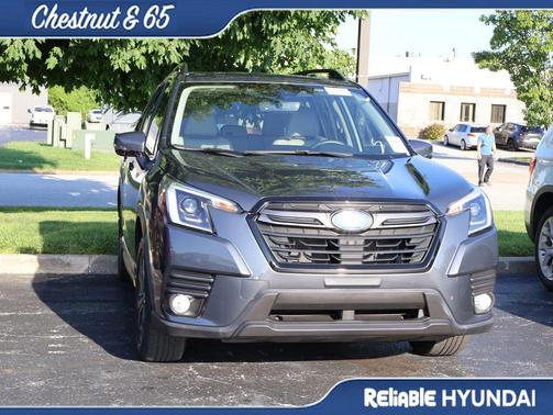 Magnetite Gray Metallic 2023 Subaru Forester Limited