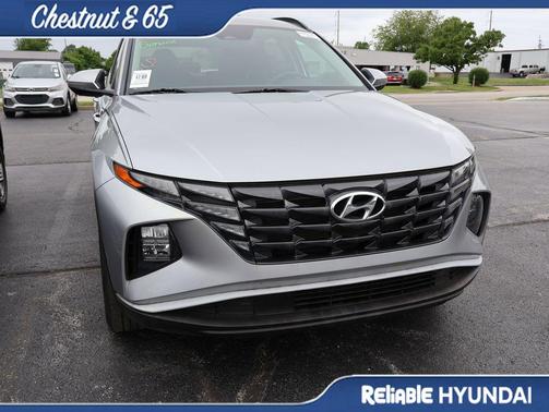 Shimmering Silver 2023 Hyundai TUCSON SEL