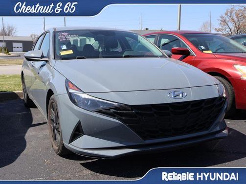 Electric Shadow 2022 Hyundai ELANTRA SEL