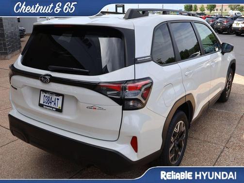 Crystal White Pearl 2025 Subaru Forester Premium
