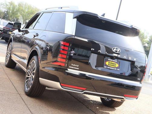 Abyss Black Pearl 2026 Hyundai Palisade Hybrid Calligraphy