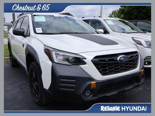 Crystal White Pearl 2023 Subaru Outback Wilderness