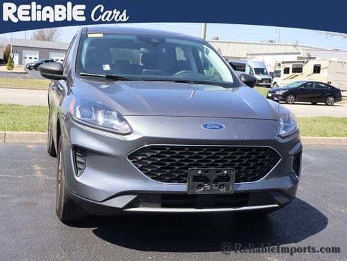 Carbonized Gray 2022 Ford Escape SE