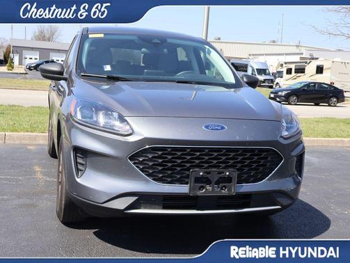Carbonized Gray 2022 Ford Escape SE