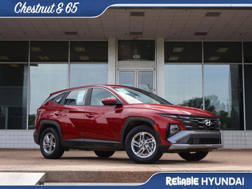 Ultimate Red 2025 Hyundai TUCSON SE