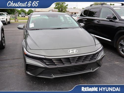 Amazon Gray 2024 Hyundai ELANTRA SEL