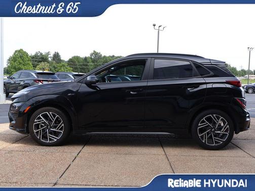 Ultra Black Pearl 2023 Hyundai KONA N Line