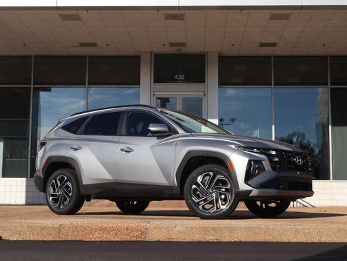 Shimmering Silver 2026 Hyundai TUCSON SEL Plus