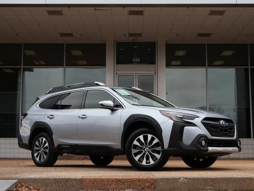 2023 Subaru Outback Touring XT