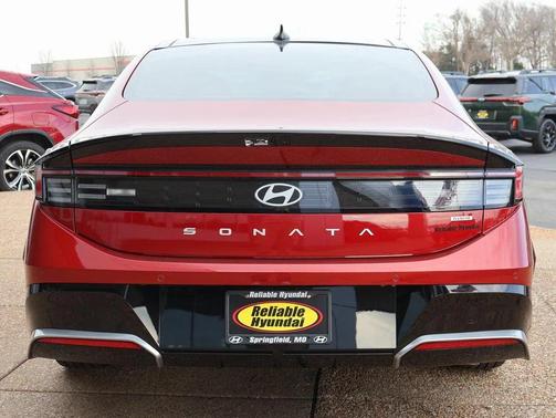 2026 Hyundai SONATA Hybrid Limited