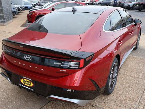 2026 Hyundai SONATA Hybrid Limited