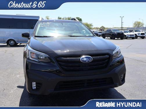 Crystal Black Silica 2022 Subaru Outback Onyx Edition XT