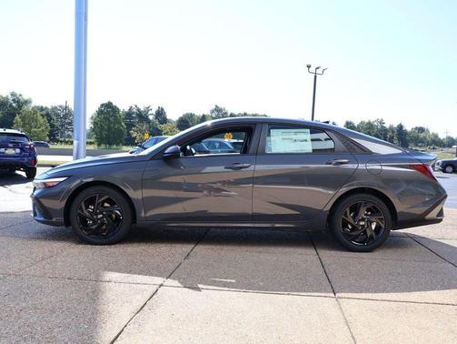 Ecotronic Gray 2026 Hyundai ELANTRA Sport