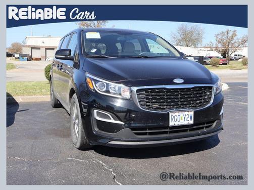 Aurora Black 2019 Kia Sedona LX