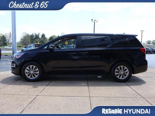 2019 Kia Sedona LX