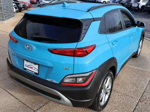 2023 Hyundai KONA SEL