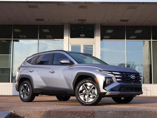 2026 Hyundai TUCSON Hybrid SEL