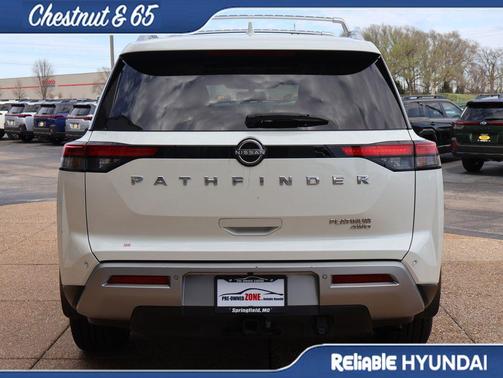 2022 Nissan Pathfinder Platinum 4WD