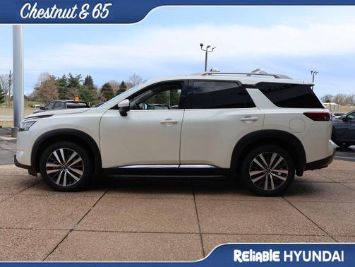 2022 Nissan Pathfinder Platinum 4WD