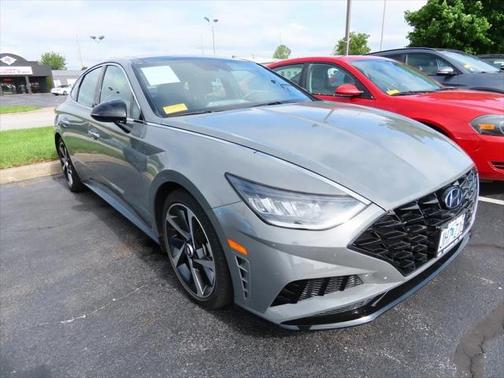 2022 Hyundai SONATA SEL Plus