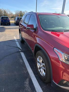 2018 Chevrolet Traverse LT Cloth