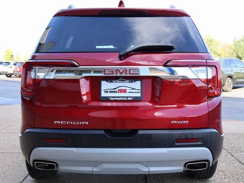 2023 GMC Acadia AWD SLT