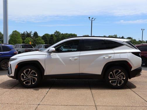 Creamy White Pearl 2026 Hyundai TUCSON Hybrid Limited