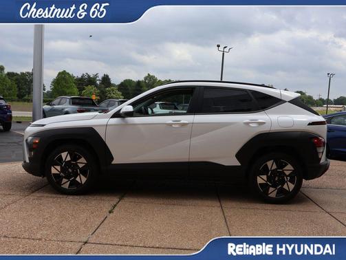 Atlas White 2024 Hyundai KONA SEL