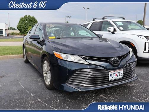 Aqua 2019 Toyota Camry XLE
