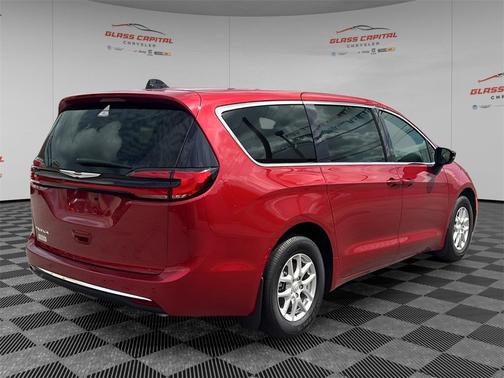2025 Chrysler Pacifica L