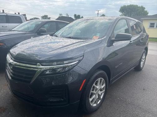2022 Chevrolet Equinox LS
