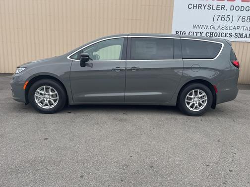 2025 Chrysler Pacifica L