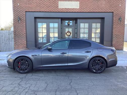 2017 Maserati Ghibli S